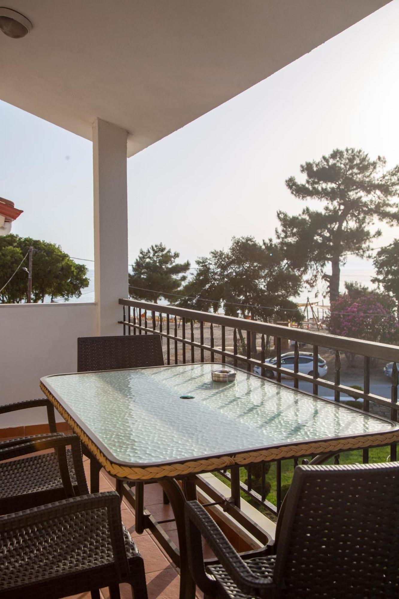 Thasos Blue Apartments Prinos  Bagian luar foto
