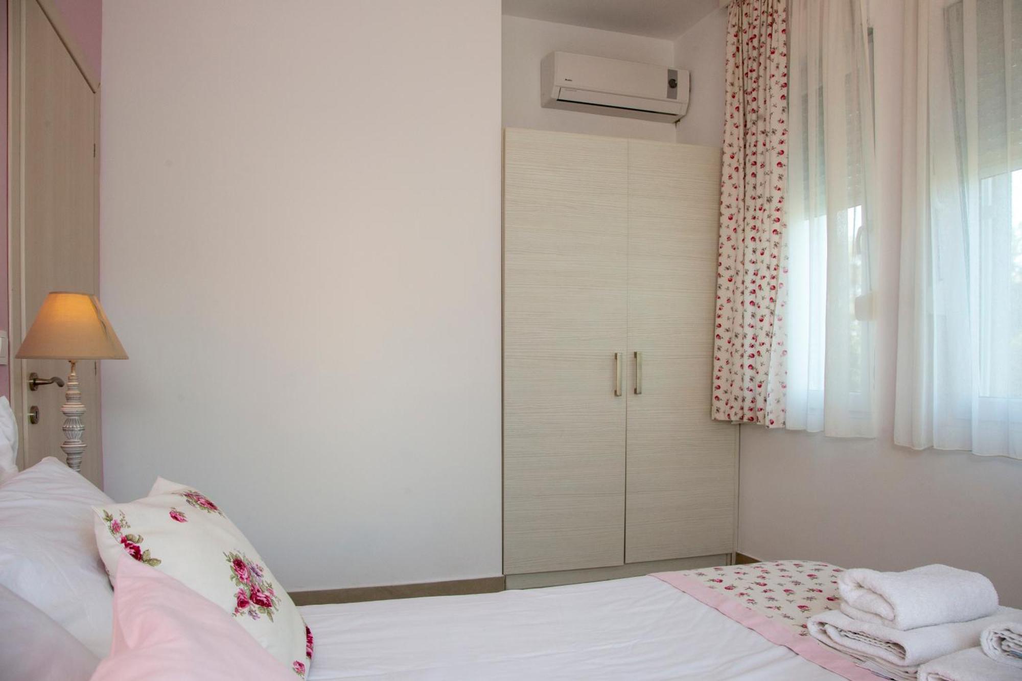 Thasos Blue Apartments Prinos  Bagian luar foto